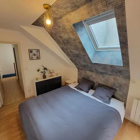 Dormez Flottant Lit A Eau La Pause Longueenne Villa Longué